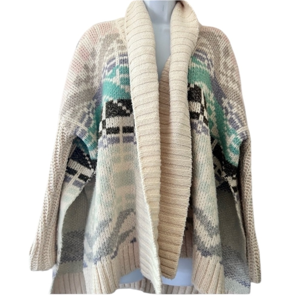 Victoria’s Secret Aztec Print Oversized Cardigan Sweater OSFM